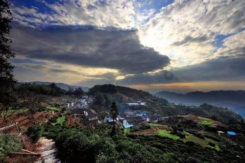 文化和旅游部：探亲加旅游，成春节假期热门出行模式